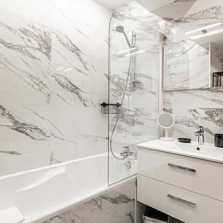 Charming Flat - Ac - 2br - 6p - Канны