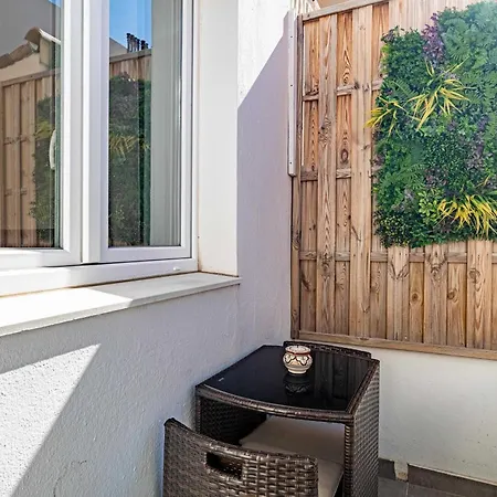 Charming Flat - Ac - 2br - 6p -