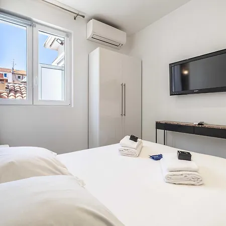 Charming Flat - Ac - 2br - 6p - * Cannes